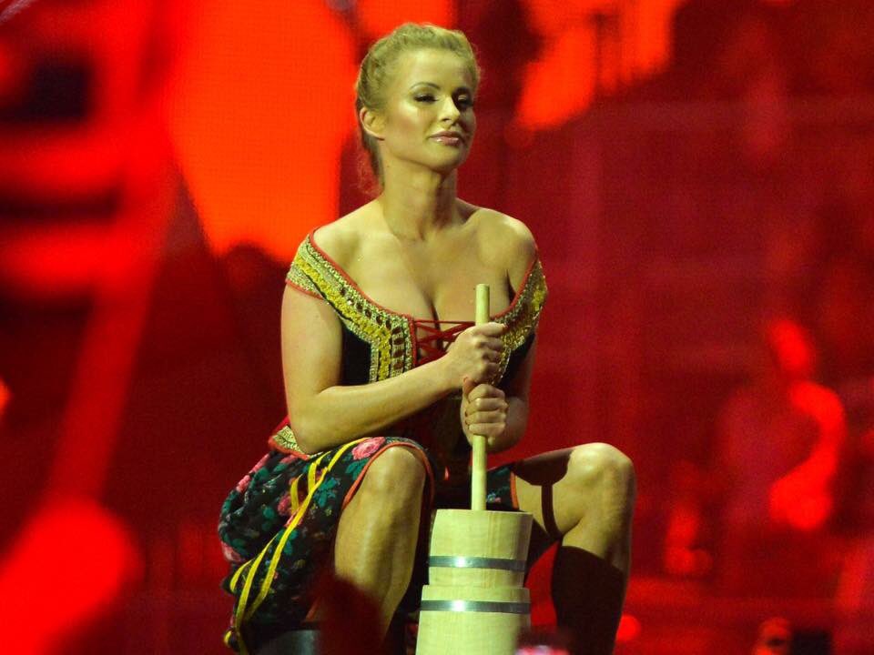 jack_od's tweet photo. CAN WE ALL JUST REMEMBER POLAND 2014 😂 #Eurovision #EurovisionSongContest "when you run out of phone data" https://t.co/WXlReuoNji