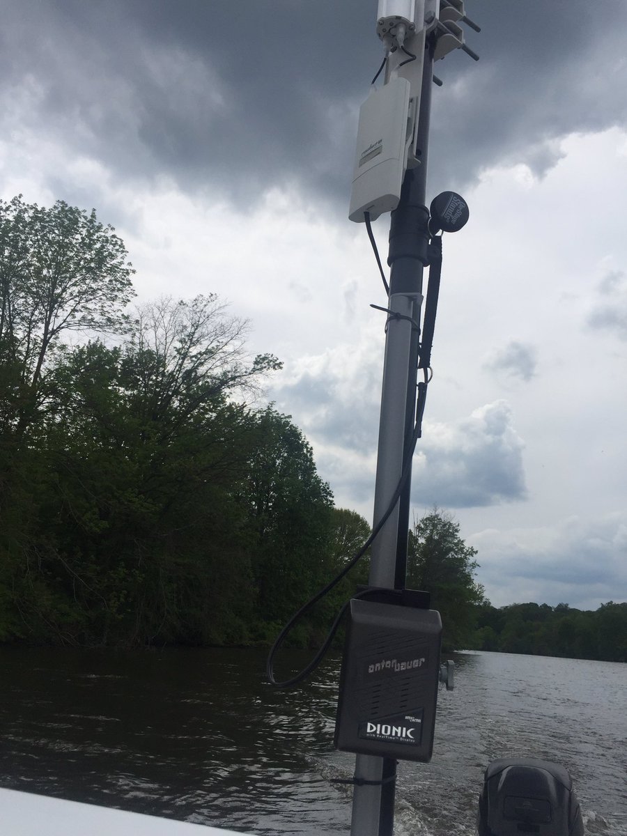imryh's tweet photo. On-site testing with our @ubnt @JVCprofessional gear for @Ivy_Athletics rowing champ! #wehavealignment #kinda https://t.co/mAej3CavO8