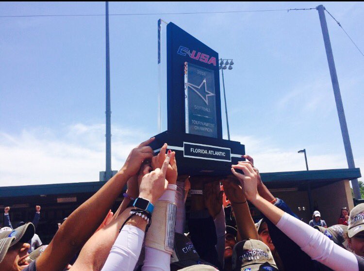 The feeling is indescribable & this team is something special 😍💍 #CUSACHAMPS