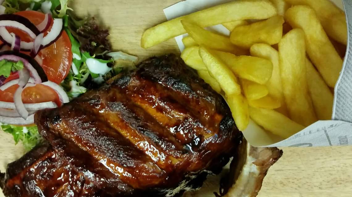murphysstation's tweet image. Menu's meenemen om lekker thuis van onze spareribs,-  sate en Murphy's Burger schotels genieten. 

0181 482339