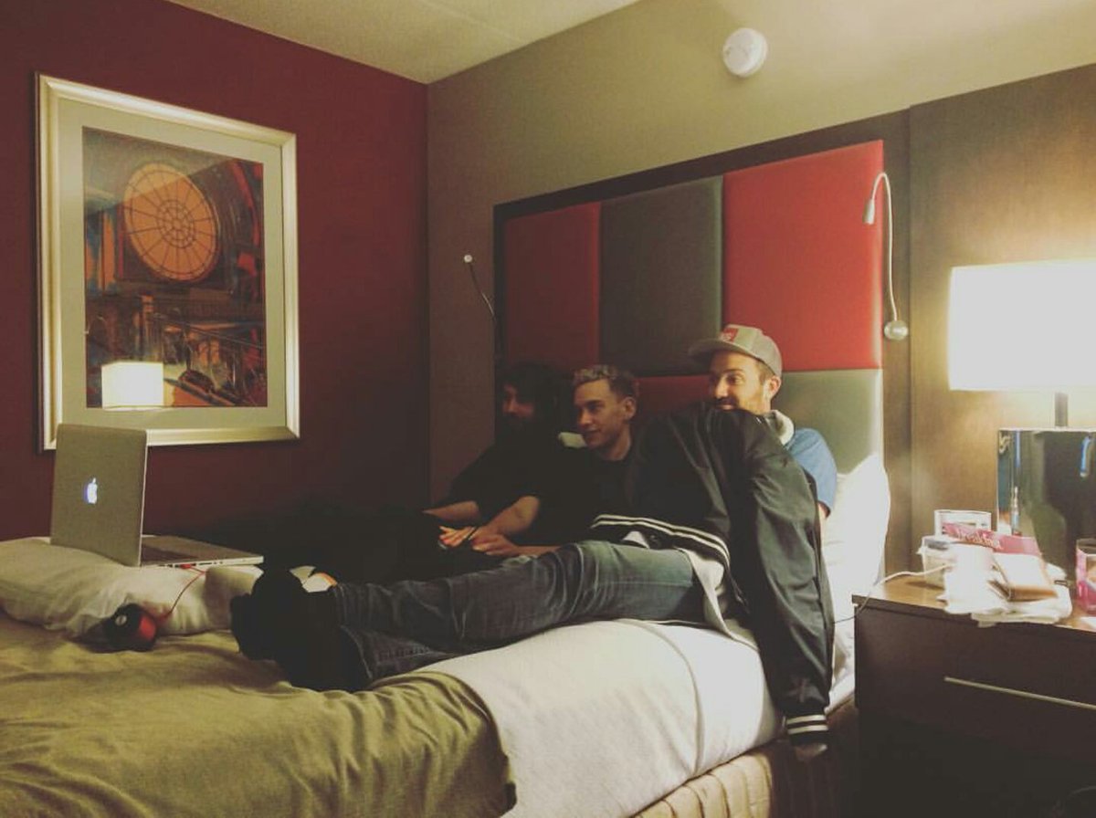 yearsandyears's tweet photo. EUROVISION 🎤👀 https://t.co/gKGTg3Ctcn