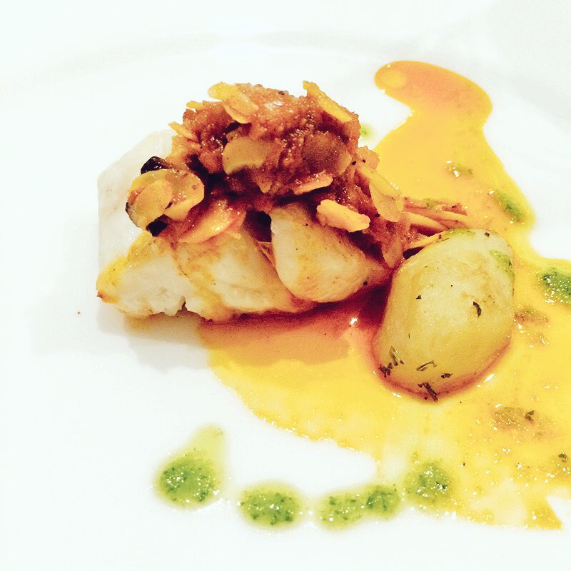 ManuCatMan's tweet image. Corvina con sobrasada y almendras - Jacobo Llarena en rest #melassa @somhotels #sonFar #somdemallorca