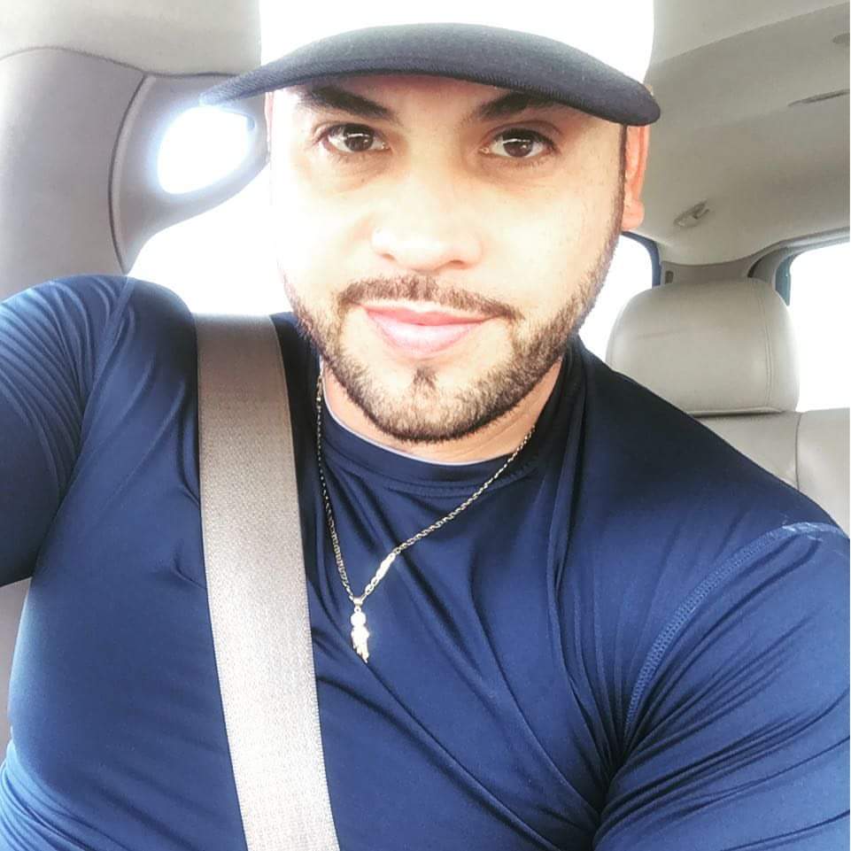 FansUsa_Alfredo's tweet photo. Feliz sabado mi gente saludos. https://t.co/DeSdhzz2tV