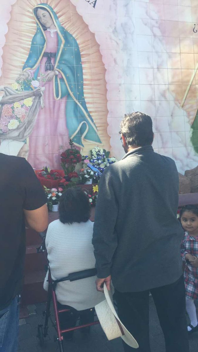 Yesssaay_'s tweet photo. memories is all we have left , love you mami sanjuana 👼🏼💗✨ rest in peace my angel 🙏🏾💙 https://t.co/mYf0qfevDg