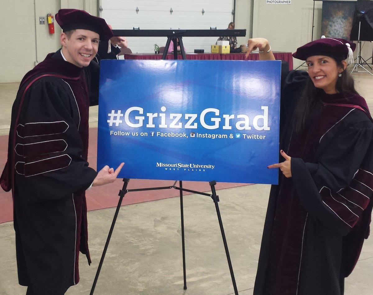 CarrieTergin's tweet photo. CONGRATS #GRIZZGRAD! Proud of the graduates today! With fellow Governor @KendallSeal at @missouristatewp West Plains https://t.co/1hwfYmludd