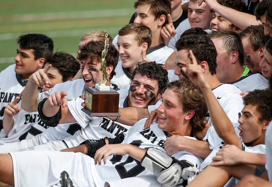 PatLanniNJ's tweet photo. After beating Pingry in the SCT final, BR sets its sights on states with 37 straight wins: https://t.co/Z3kI3ZfgCY https://t.co/X1AYUMQceR