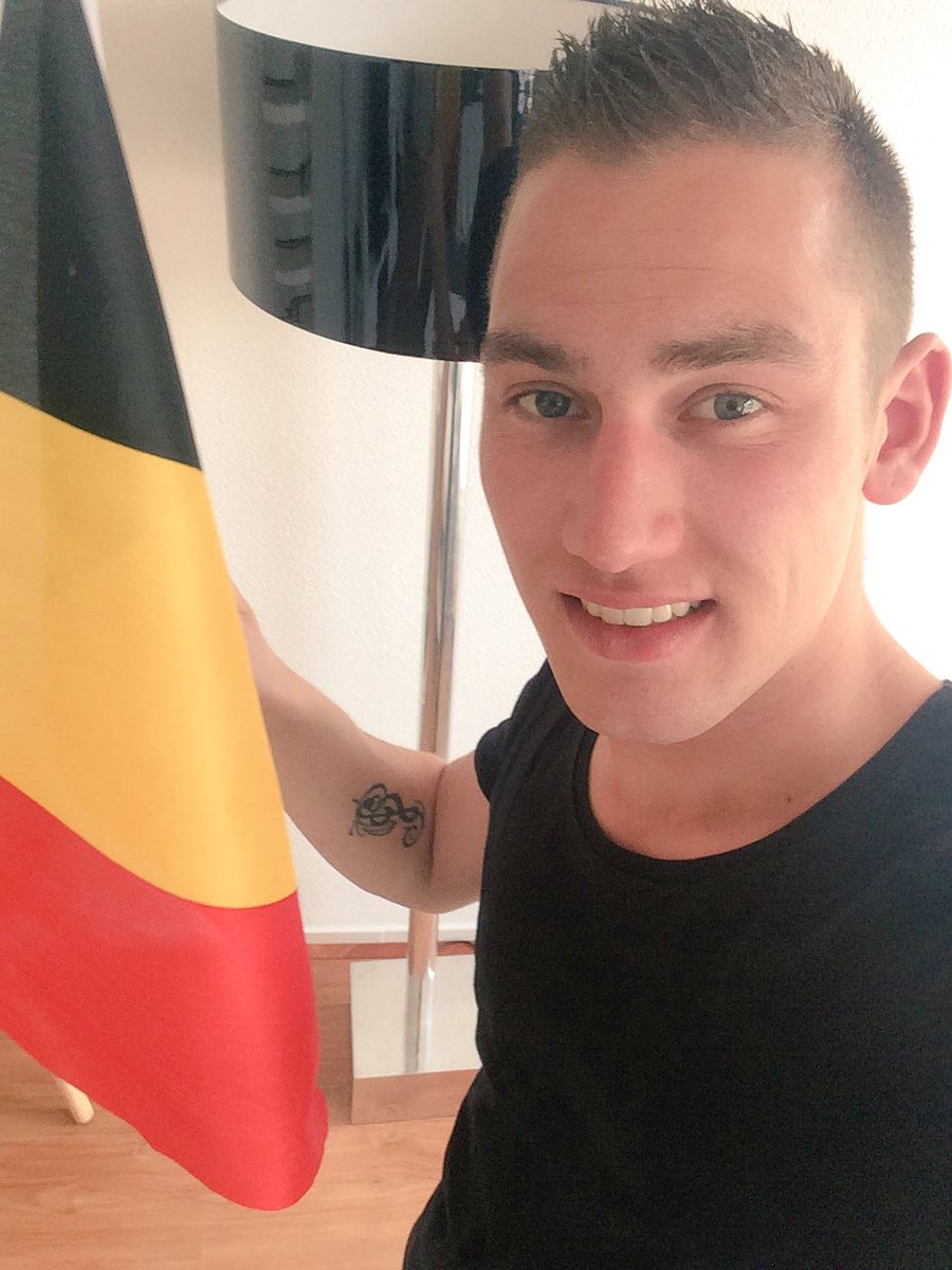 #teambelgium <a href="/Lauratesoro_/">#teamlaura💖</a>  heeft mijn punten!! <a href="/HagensLaurens/">Laurens</a>  trots op je❤️