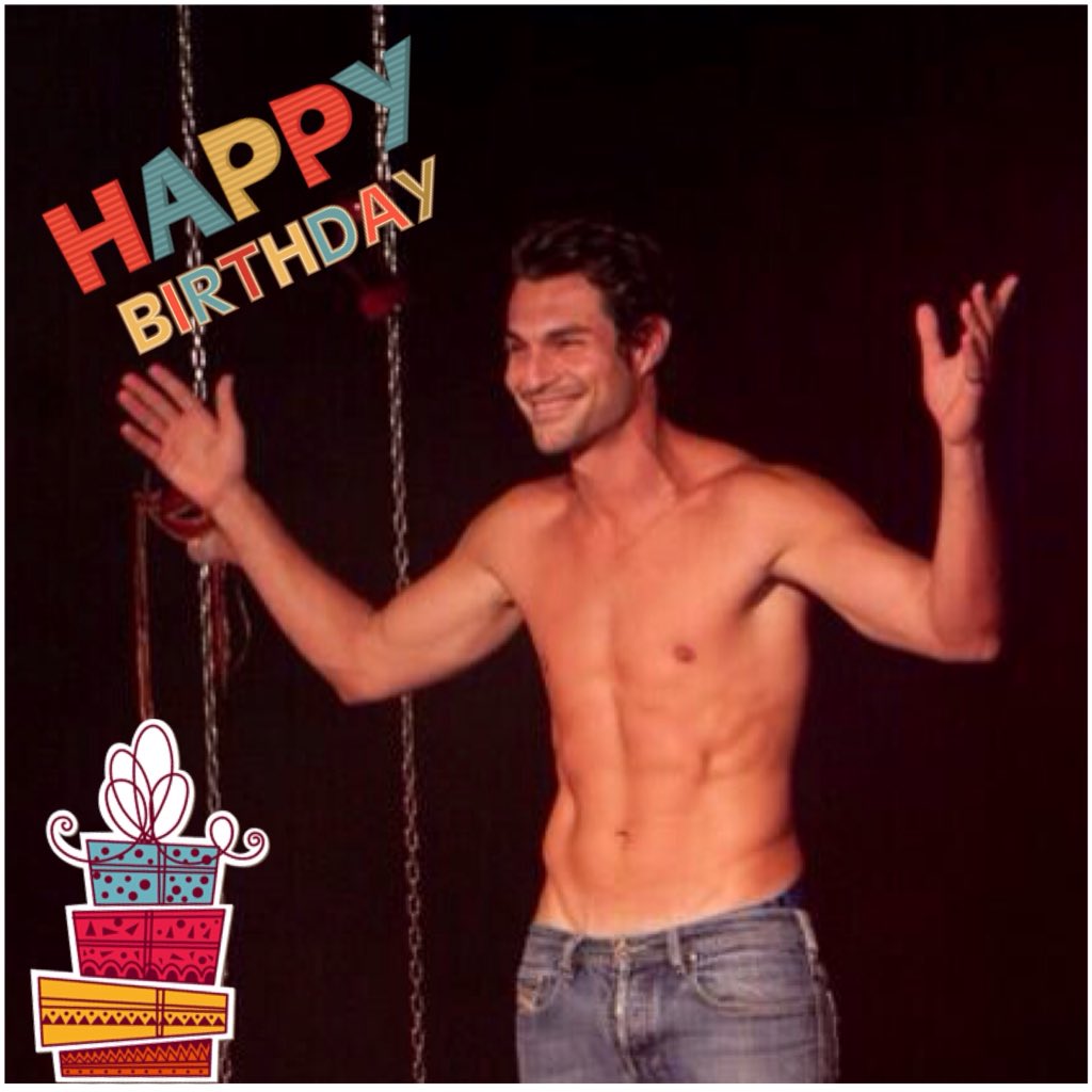 DeiveGarcesFans's tweet photo. Feliz Cumpleaños para el modelo y actor más bello de Venezuela! @Deive_g #FelizCumpleañosDeive #HappyBirthdayDeive 😎 https://t.co/xuBV7UP4gd