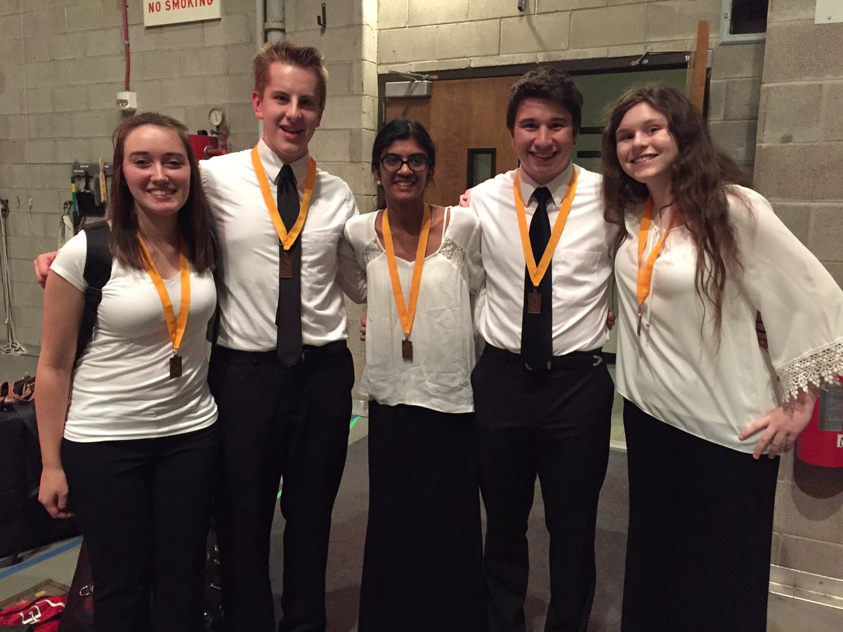 ih8sand's tweet photo. #MYAF2016 was a blast. @succulentqueen @dive_ethan23 #BassSectionWifi https://t.co/SRgBcLGAMR