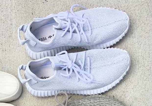 yeezyboost350us's tweet photo. Beluga Yeezy Boost 350
https://t.co/15xR69zIui https://t.co/9DjfYf3i9r