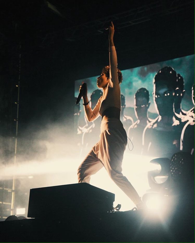 PromotingHalsey's tweet image. Halsey at Sweetlife 💜