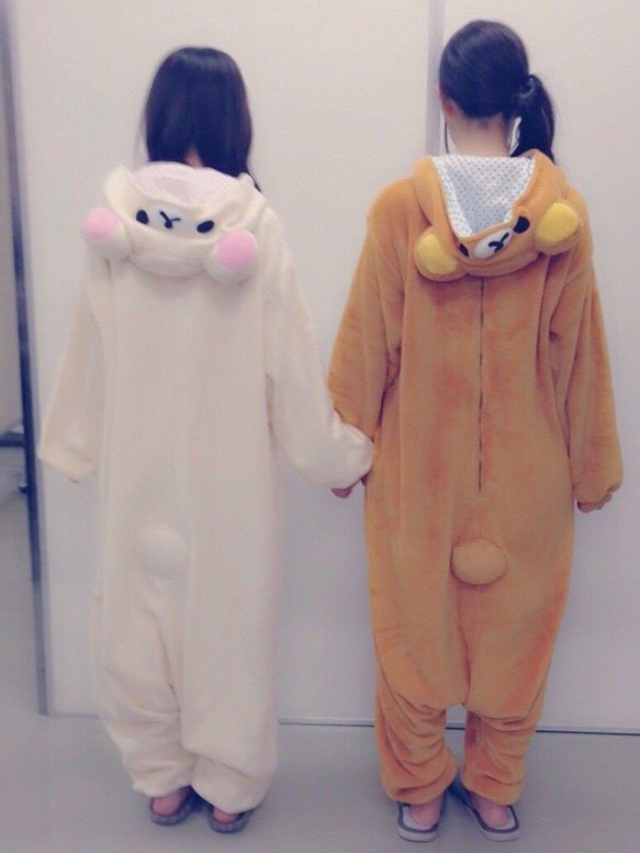 HaTuKoi46466's tweet photo. .

全然更新できてなくてすいません🙇💦

さっき 、飛鳥の中身さんが本家様たちの握手会にいってきました！
やっぱり本家様たちはすごかったです ☺️💓

あそこまではいけないけど私達は私達なりに頑張りたいなと改めて思いました💭

. https://t.co/OyZXsnsEKy