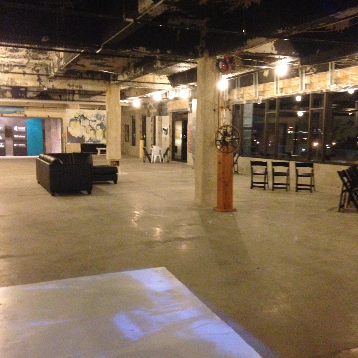 EmboldenFdn's tweet photo. Almost 3 weeks ago we had our 1st #popup #kitchen in #downtown #GreenBay. Here is another photo from that #night https://t.co/nIM8RTEZ5b