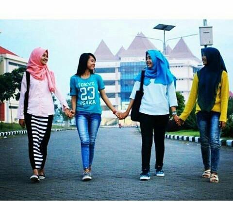 AchmadWasiludin's tweet photo. @IMS_NET jalan kembar universitas trunojoyo madura (UTM)
#utmhits
#utmpeople
#IMS_JalanKampus https://t.co/ct9IjWJuD3