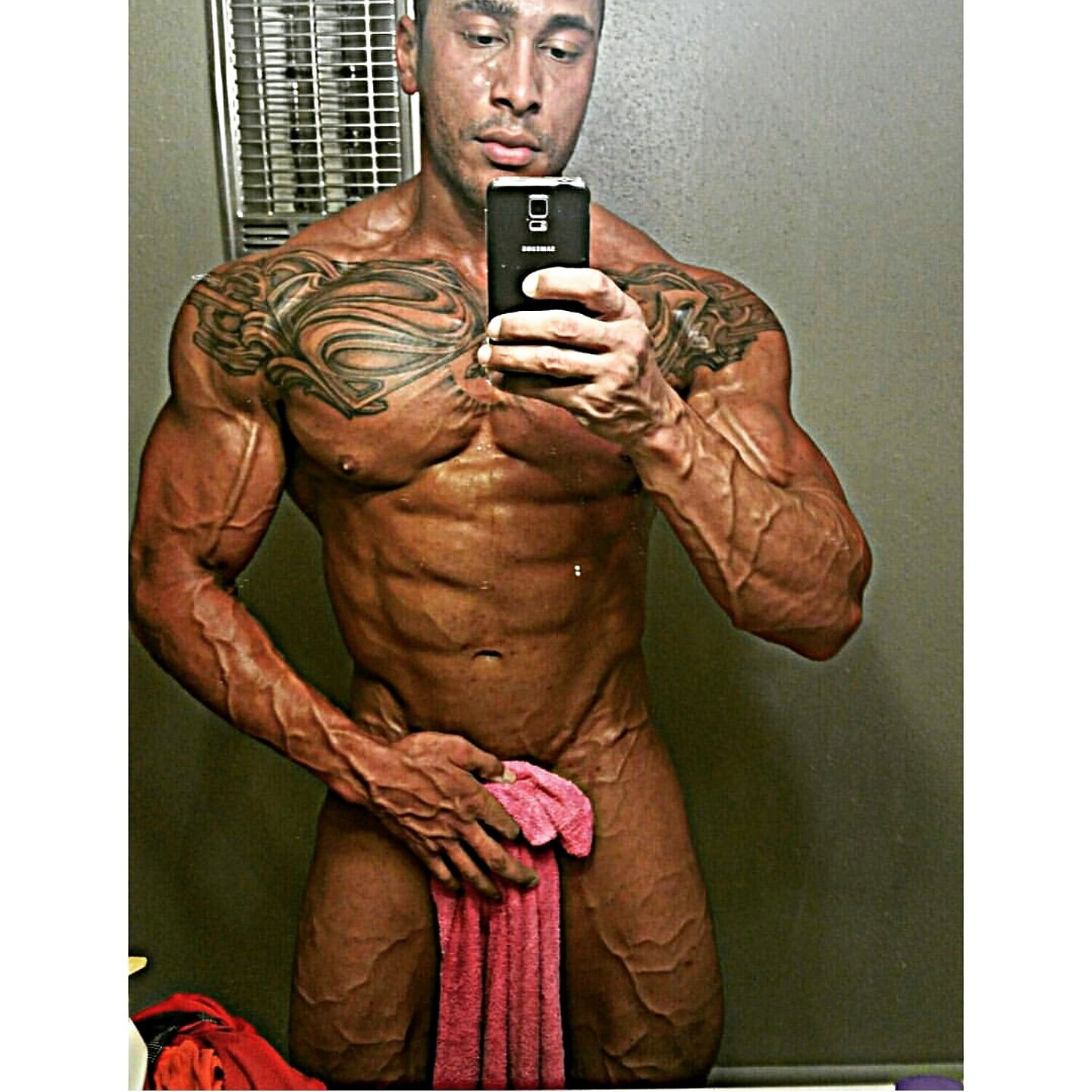 Gerald Landry on Twitter: "Shredded Saturday #fitness #bodybuilding #BeastMode #tattoo #Superman #SaturdayNight https://t.co/Q7nEw0V4aO" / X