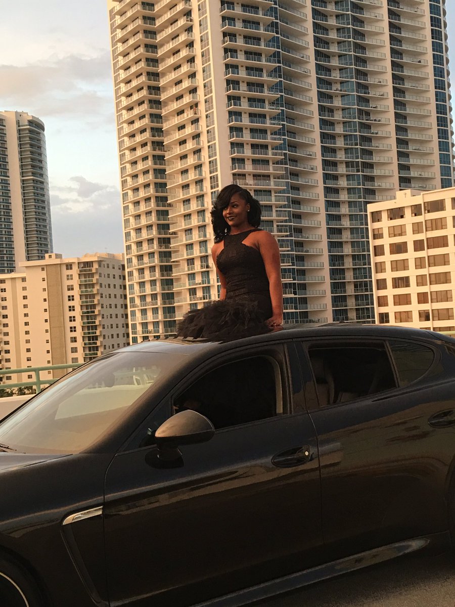 _originalJa's tweet photo. #MiramarProm B*tch I came to slayyyyy✨📍😍 https://t.co/v3Ags0mSt0