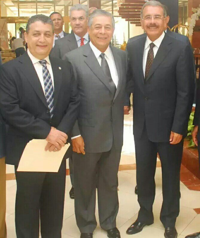 dariela_27's tweet photo. #RobertoTaGanao @GustavoSanchezq @DaniloMedina @RobertoSalcedo_ Su Trabajo Habla Solo @juprole https://t.co/vIyumxZqMd