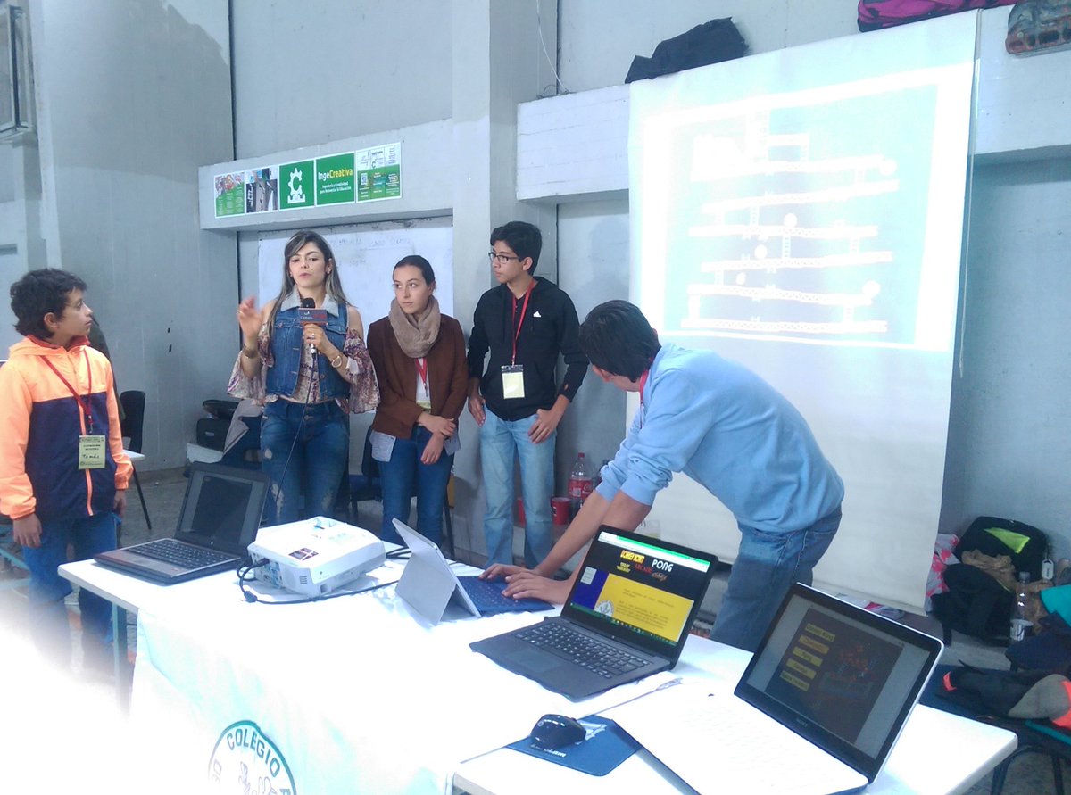 jacastro1's tweet photo. #ScratchDayBogota muy buena participación del Colegio Andino en esta excelente evento, gracias a los organizadores https://t.co/3p0vTh9bex