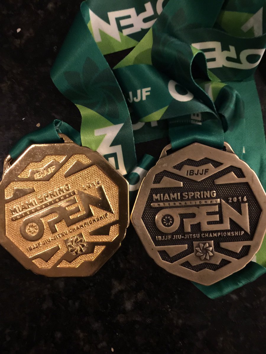 tapoutgirl911's tweet photo. #champ #miamiopen2016 #ibjjf #jiujitsugirl #fighter https://t.co/RYWG8r5QP0