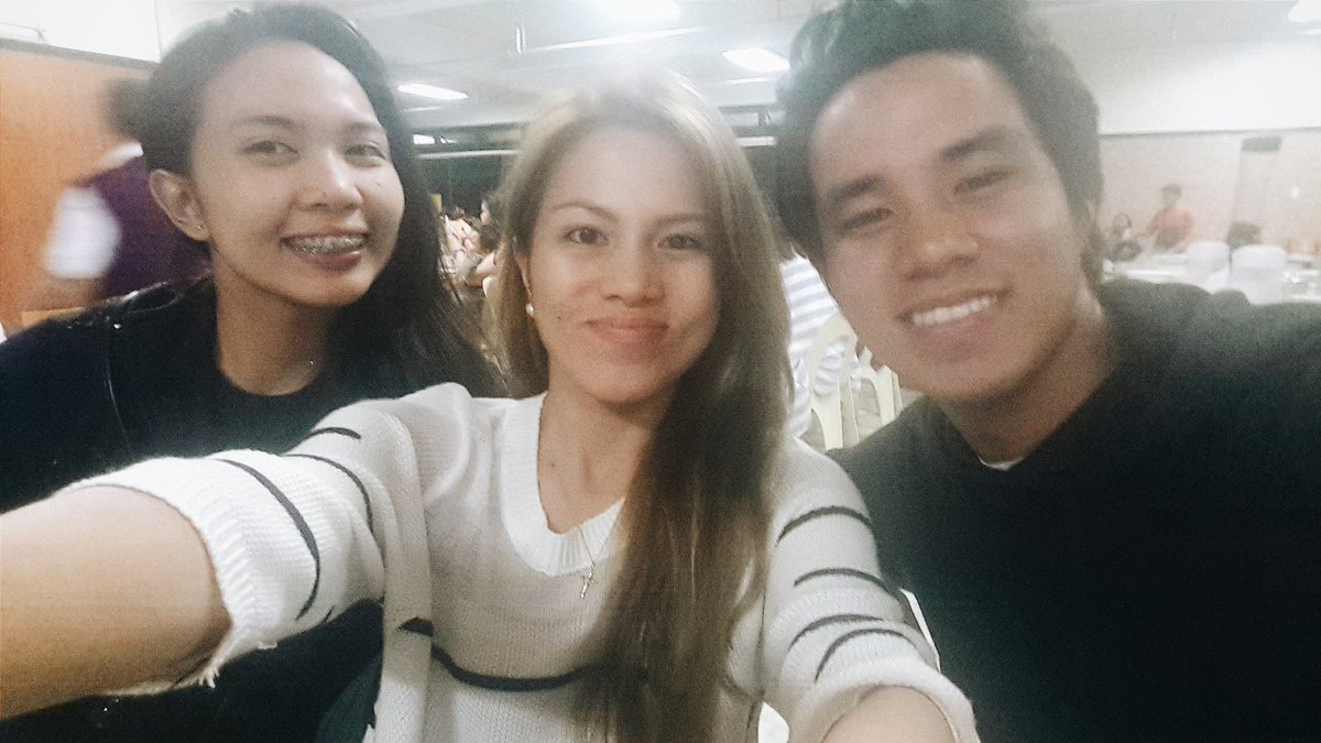 bechiibeb's tweet image. #WhenInBaguio ❤ #poorlighting