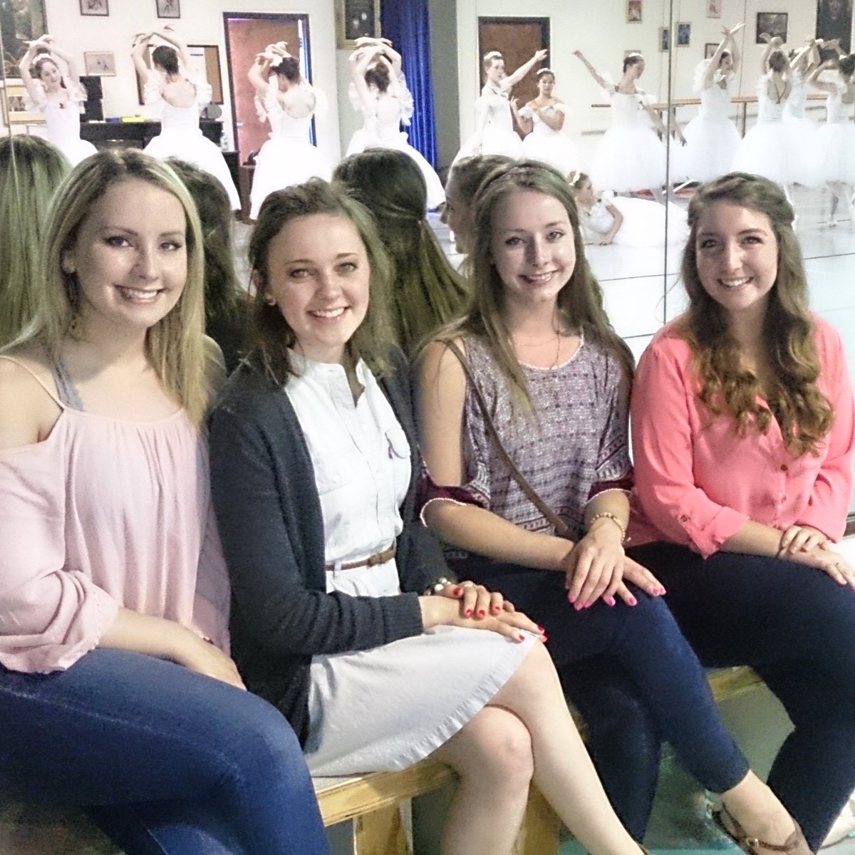 balletnorth's tweet photo. Always a very good day when alumni like these 4 fantastic young ladies stop by! https://t.co/vv8J71qH7A