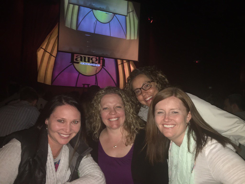 dvanades8's tweet image. #ChicagosBestStandup is about to start! Ladies weekend with @jpoock #CYB2016 @laughfactory_ch