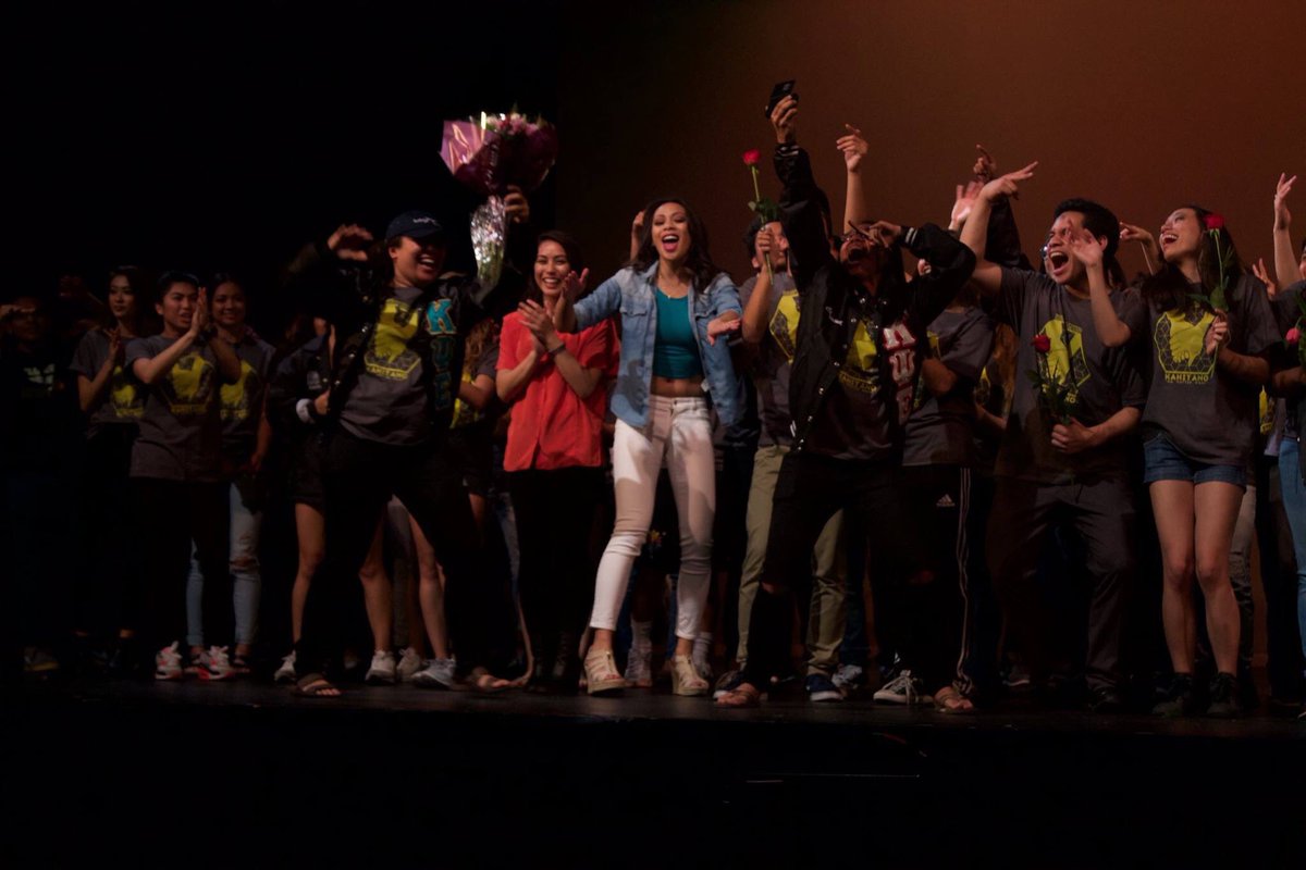 ChristabelLara's tweet photo. Experiencing and witnessing it all happen last week still feels like a dream โจ #PCN2016 #KahitAno https://t.co/0cpG3IuBmf