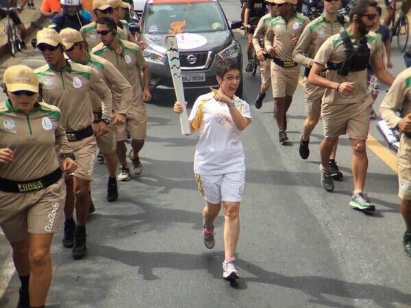 naosalvo's tweet photo. Qdo tiro nota alta e chego com a prova em casa https://t.co/ZZgudce6XG