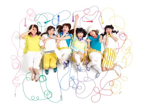 qs_mall's tweet photo. #LittleGleeMonster 5/22(日)までに当アカウントをフォロー＆このツイートをRTした方から抽選で1名様にサイン入りポスターをプレゼント!(非公開設定除く)当選者にはDMをお送りします♪※当館まで来られる方限定 https://t.co/lgS52N4OE9