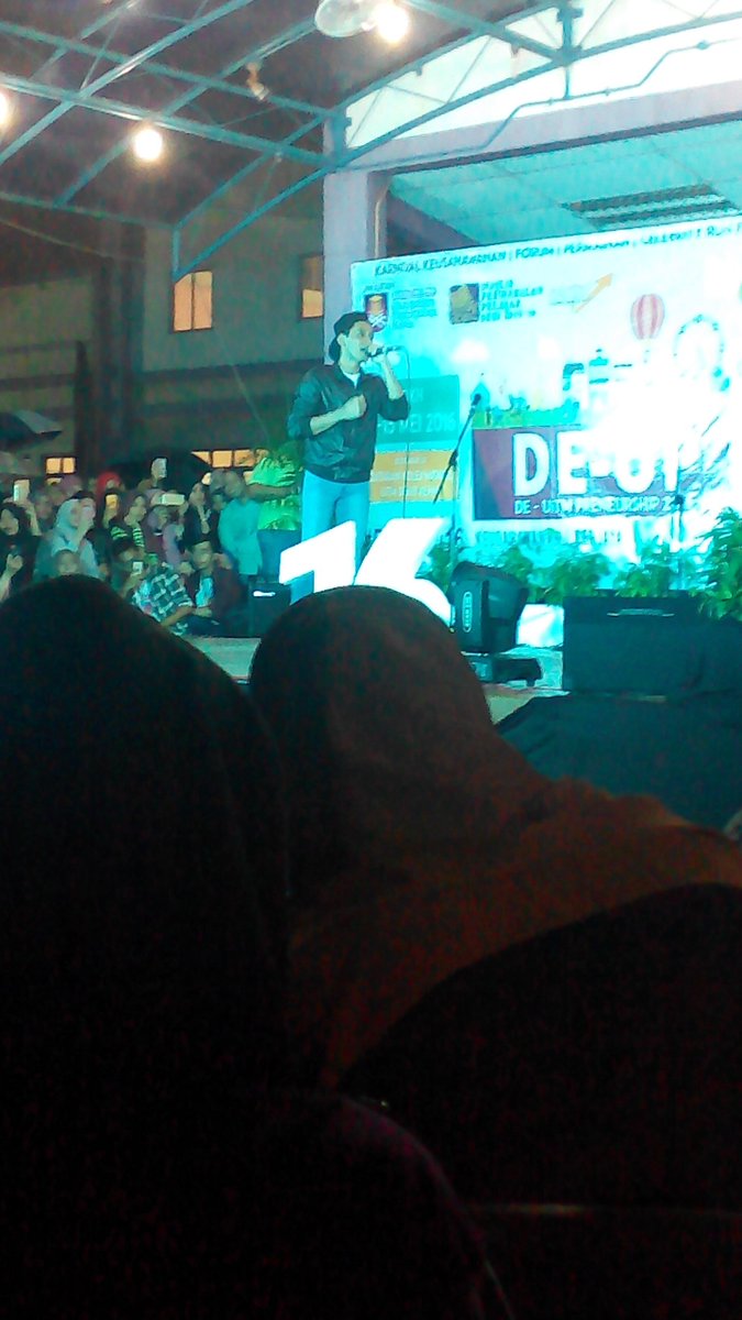 nmeera_nasir's tweet photo. demam @khaibahar94 @khaibahar_ .. #uitmshalam #Deup2016 .. #KBFans .. https://t.co/YecY8LryIK