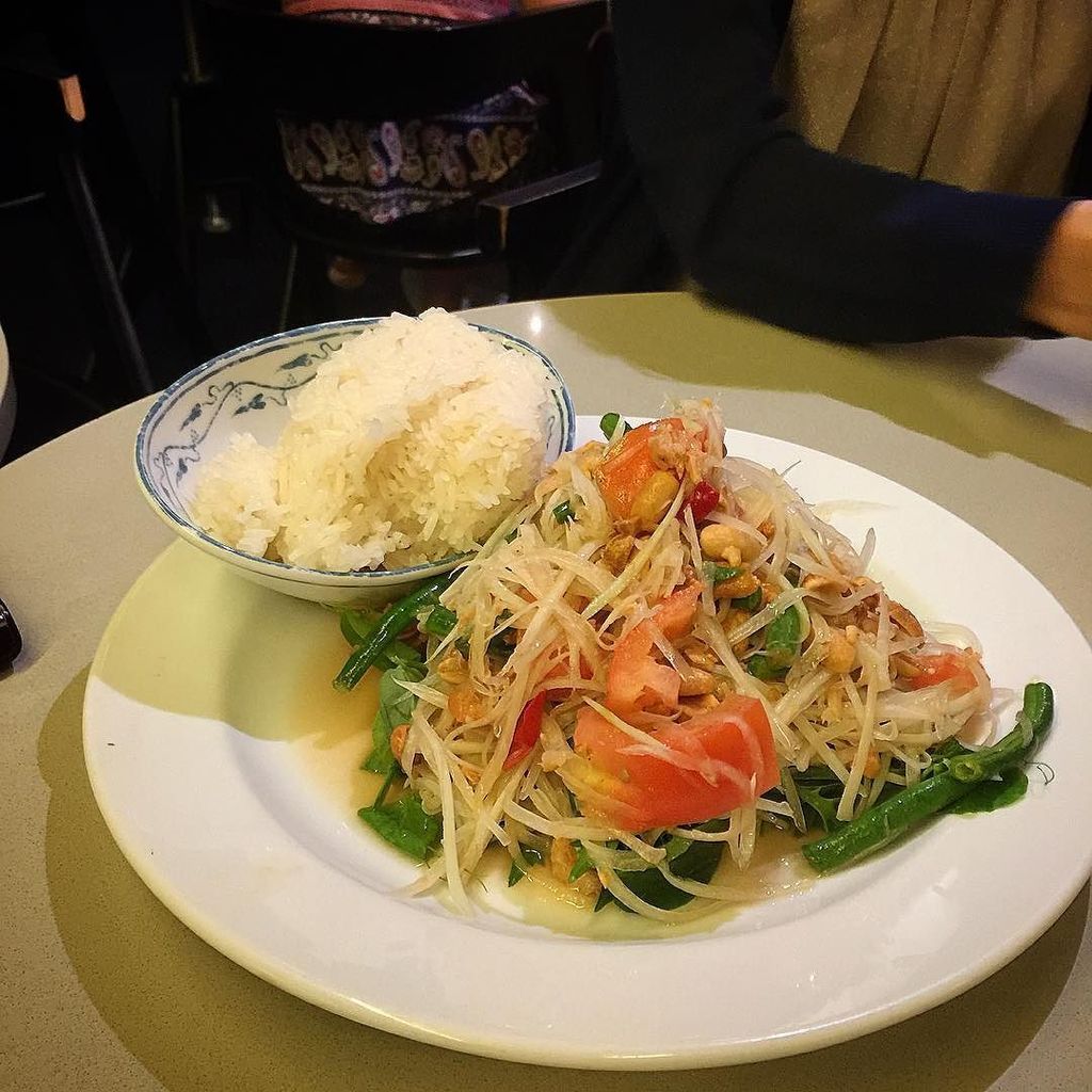 shitb's tweet photo. 私の大好きなInstagramをみてください。@aka440 "#chatthai #somtum #thaifood " https://t.co/UIkCGlPitV