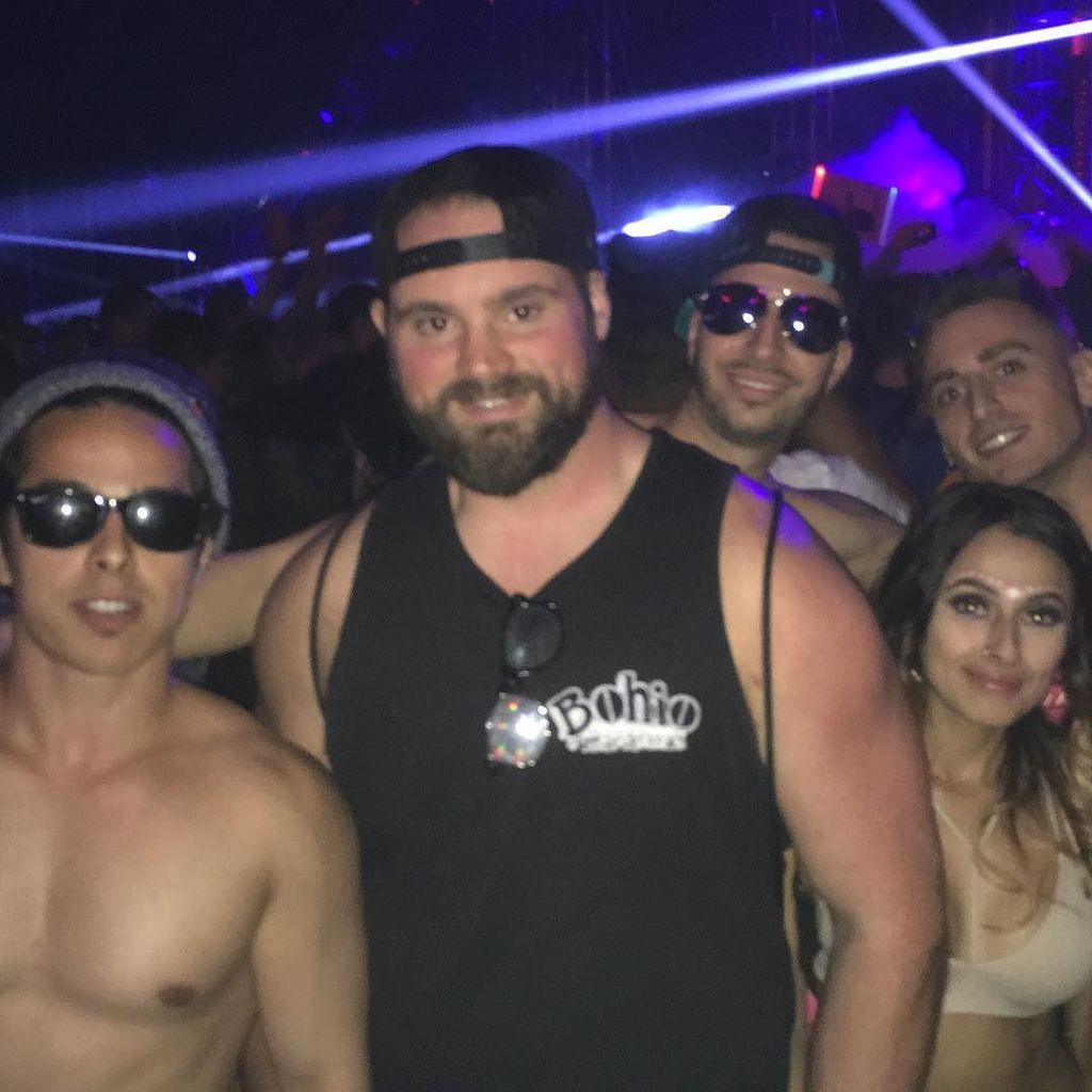 MetsTalk's tweet photo. Citifield Fan View: RT @tackletherave #breakingig #whereseric #edc #edcny #edcny2016 #ravebabes #ravebros #citifiel… https://t.co/AlLfxUgsp4