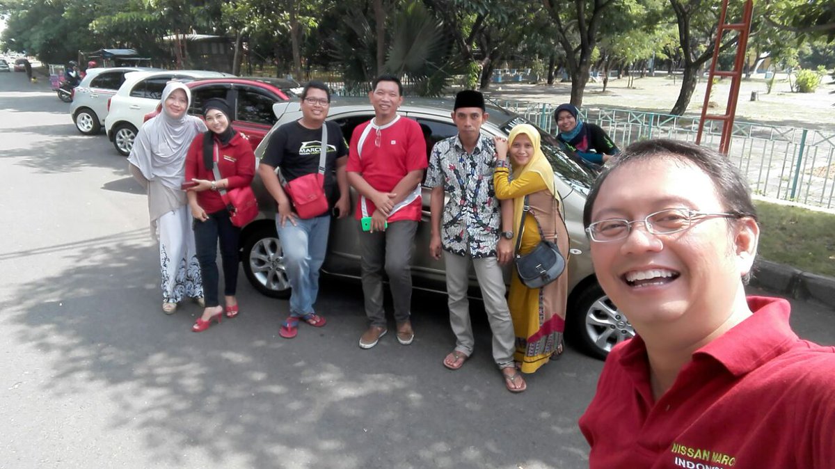 marchijatim's tweet photo. masih nunggu yang lain datang ... https://t.co/QwARdzRPpZ