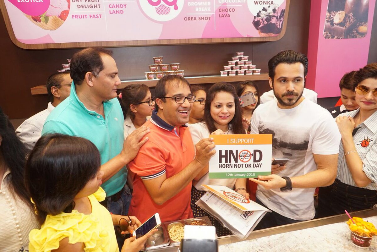 #Yi's #HornNotOK Please campaign now endorsed by actors Emraan Hashmi &amp; Prachi Desai &amp; cricketer Md. Azharuddin! #Yi