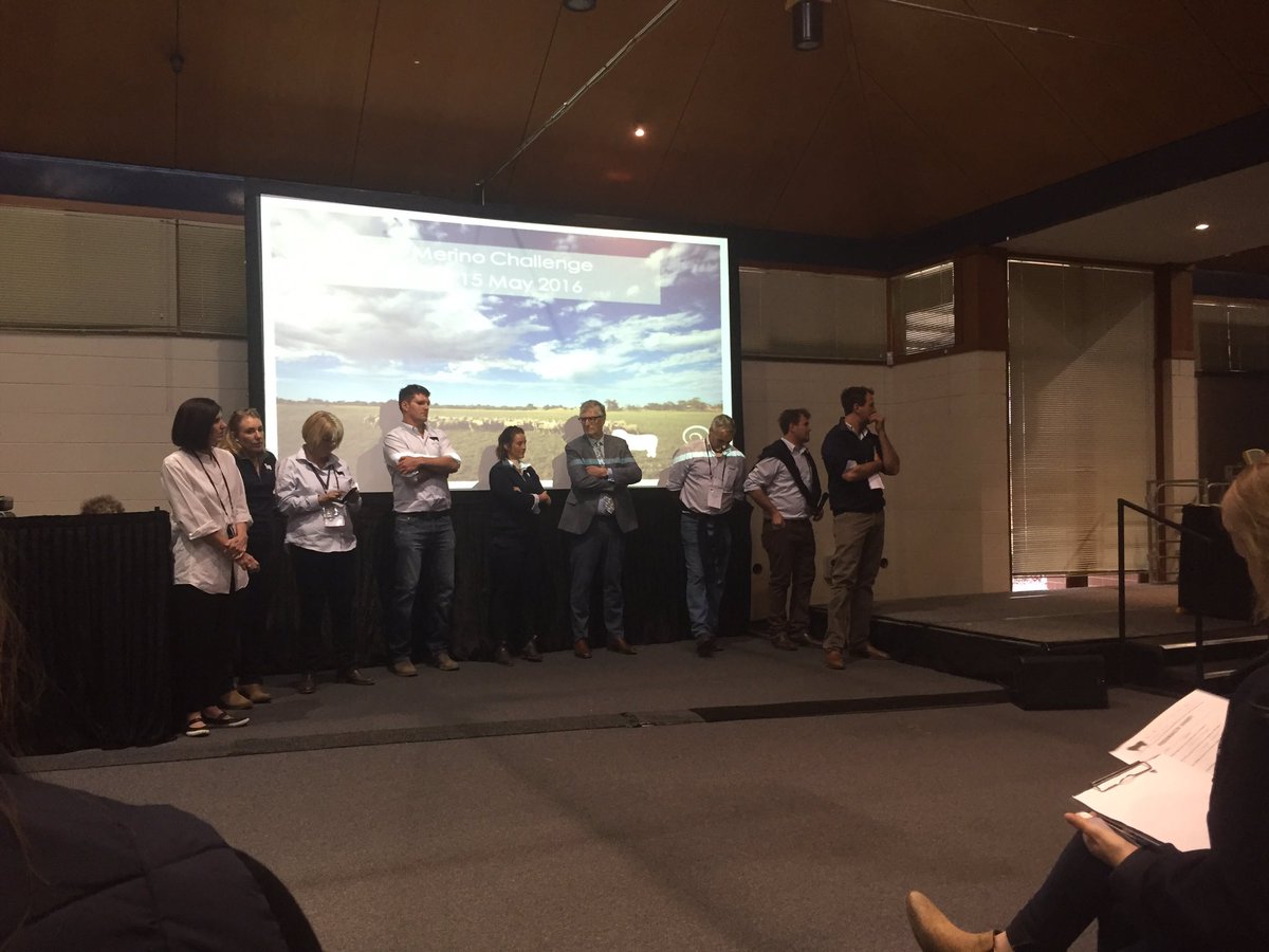 Dedicated #awinmc Steering Committee answering questions of participants at end of the challenge. @woolinnovation