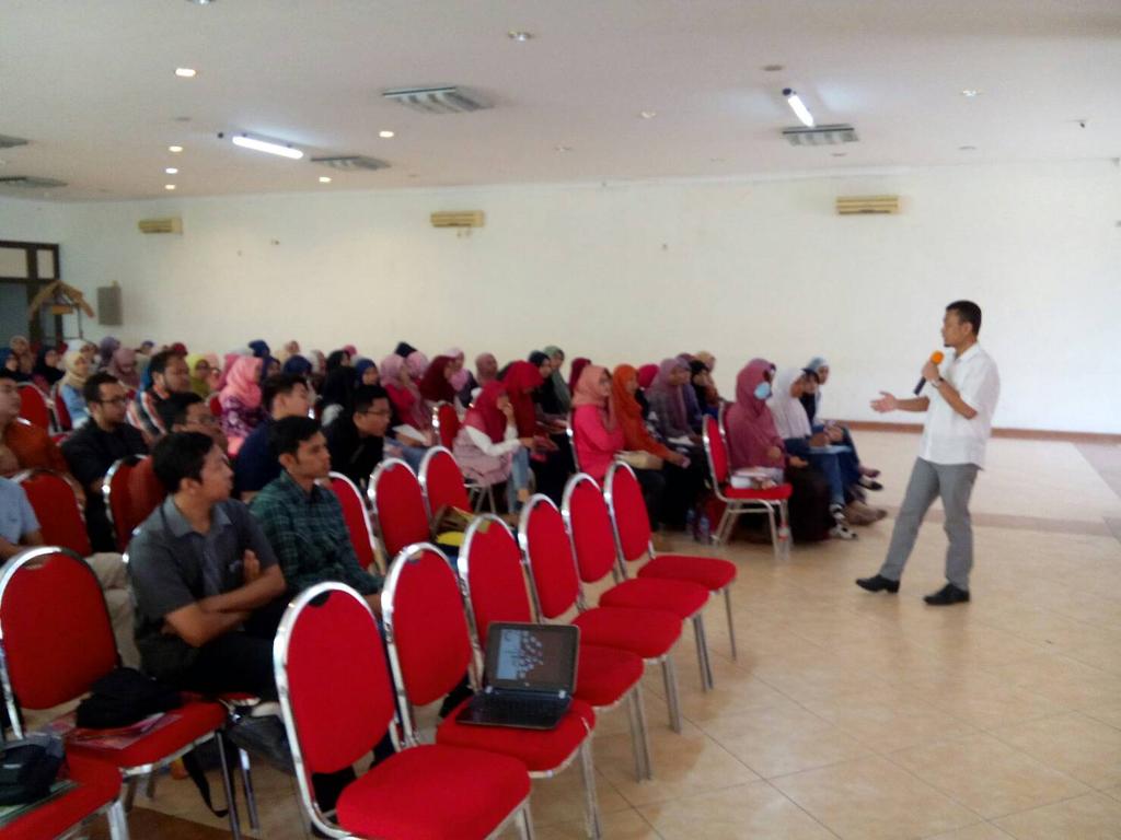 BSMISurabaya's tweet photo. Materi 2. PPGD dan transportasi korban sederhana https://t.co/ItllC0GJ0c
