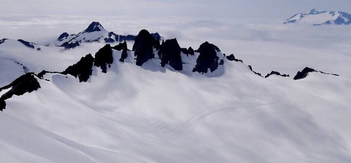 FrozenGoldAdam's tweet photo. #unclimbed..the last remaining pinnacle on the Stave Glacier... #halfway #sasquatch portal Stargate @FrozenGoldEvan https://t.co/e0LpYXWFnM
