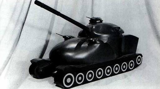 灰とヒッコリー Tv 1原子力戦車のデザインはもろ頭おかしいレトロフューチャーって感じで好きだけど 原子力戦車と核融合戦車は別物なんだなぁ