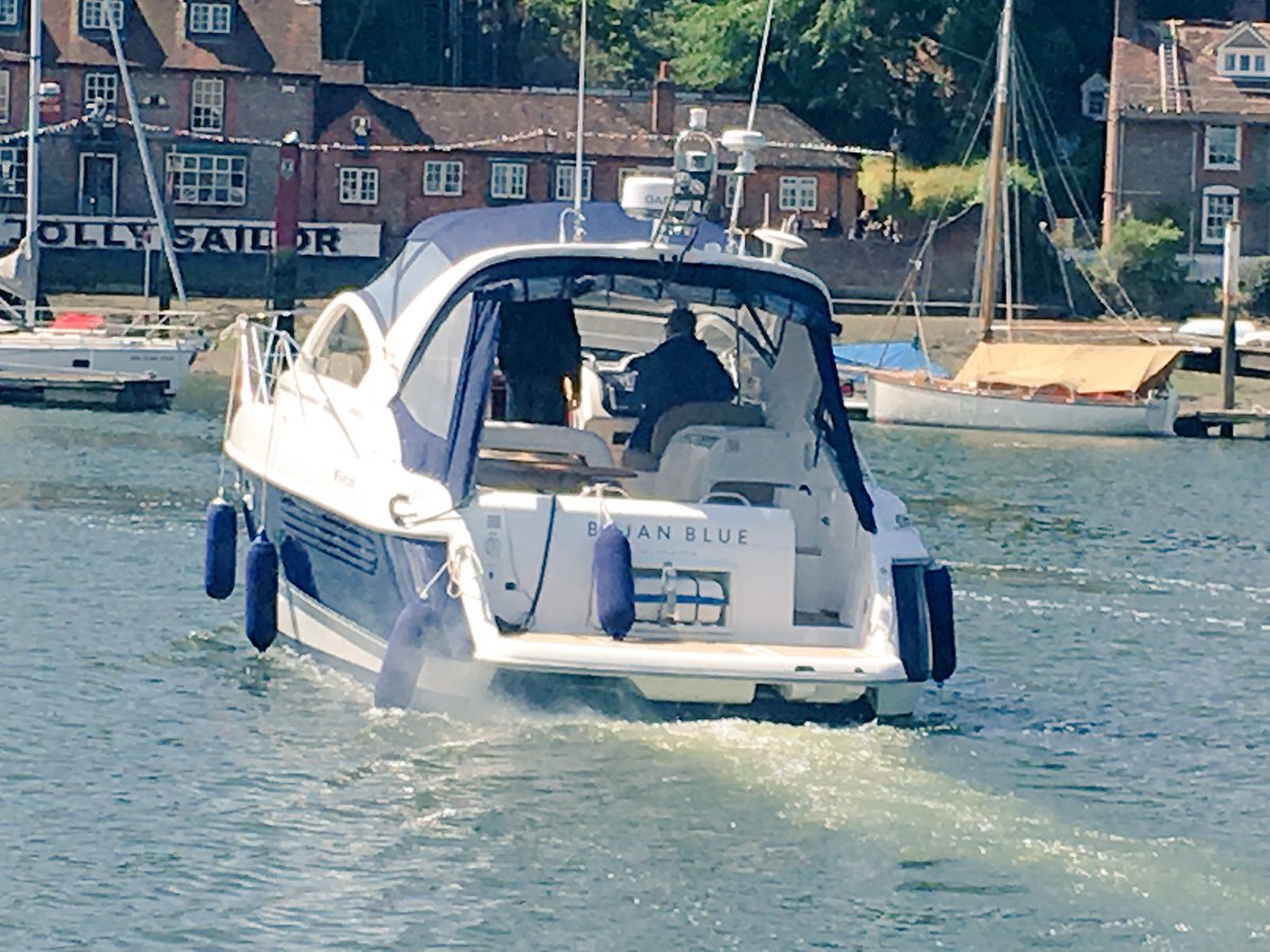 Happy customers sail off yesterday after handover of this 2005 Targa 34, summer is here <a href="/BatesWharf/">Bates Wharf</a> <a href="/FairlineBoats/">Phone Line Engineer</a>