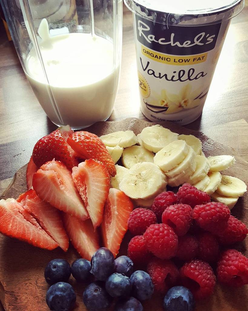 NUTRiBULLETFans's tweet photo. When you have a new addiction though....!!! ๐๐๐ #hello #Sunday #lifeisgood #love #fresh #fruit #smoothie #soonice #โฆ https://t.co/g5v2YYgxrB