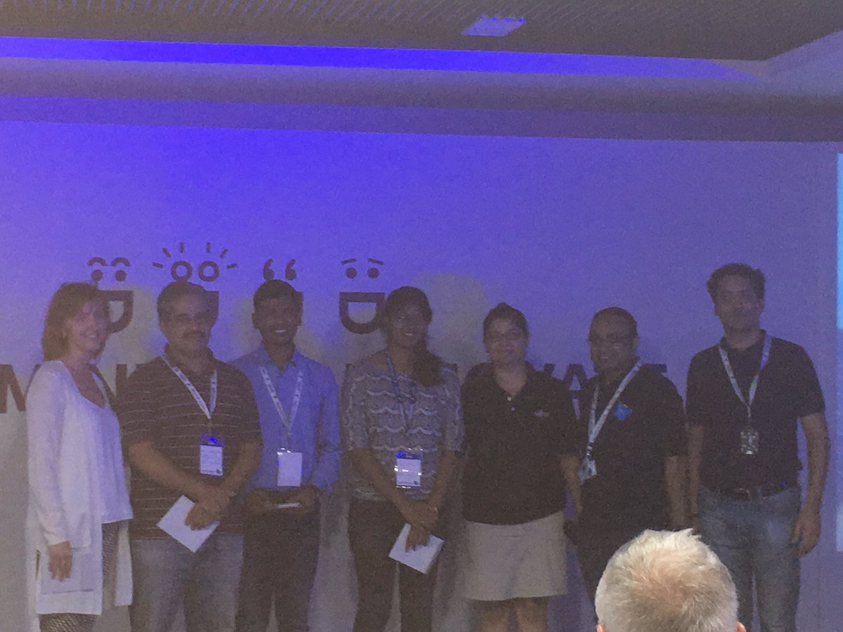 BankOfAPIs's tweet photo. Special prize for socially beneficial innovation sponsored by @Fujitsu_Global team W3 https://t.co/BiCBoItQdL