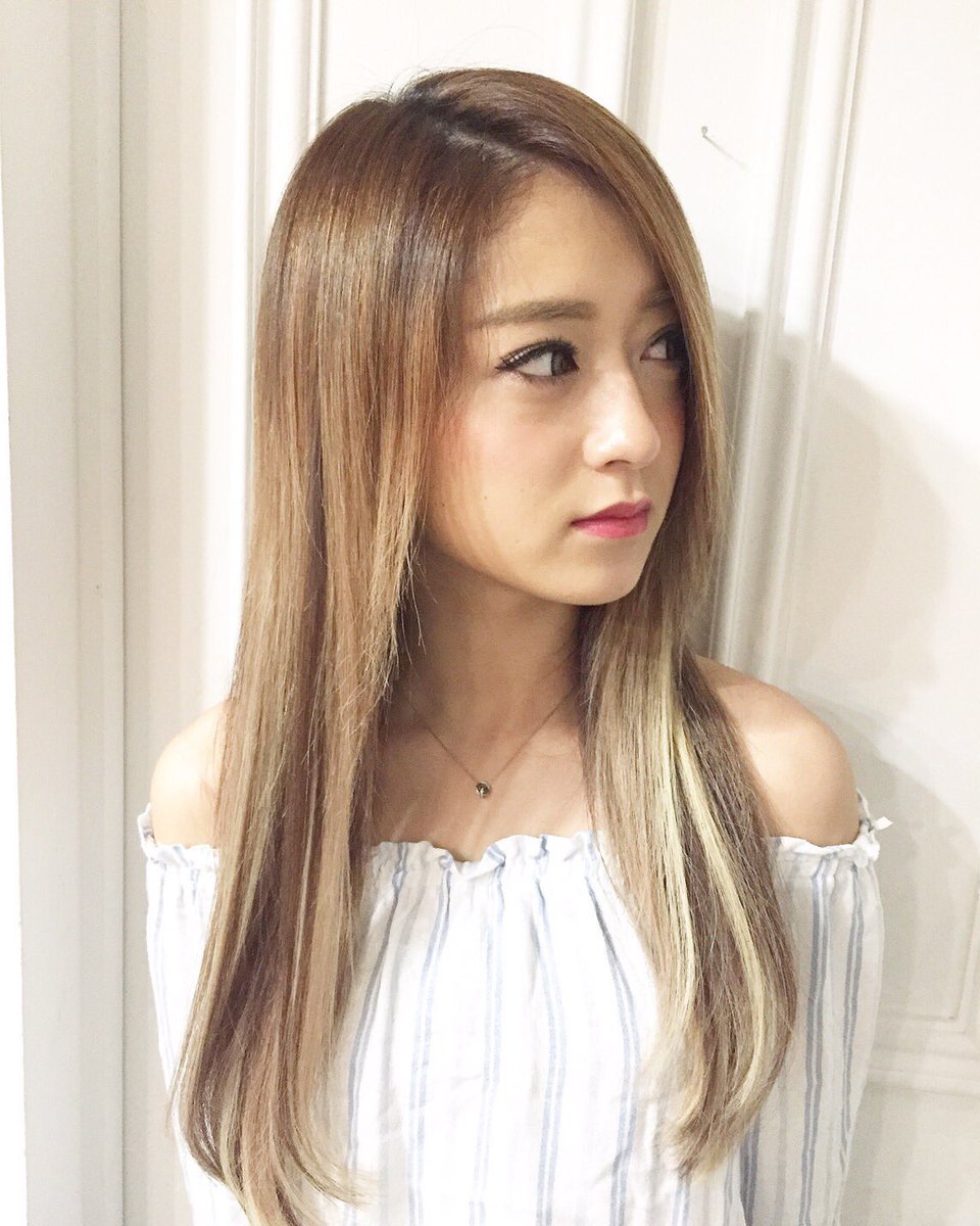 みちょぱ 池田美優 New Hair 今回もl O Gで ハイライトとローライトと シールエクステだけで グラデーションカラー トリートメントもしてさらさら いつもありがとうございます