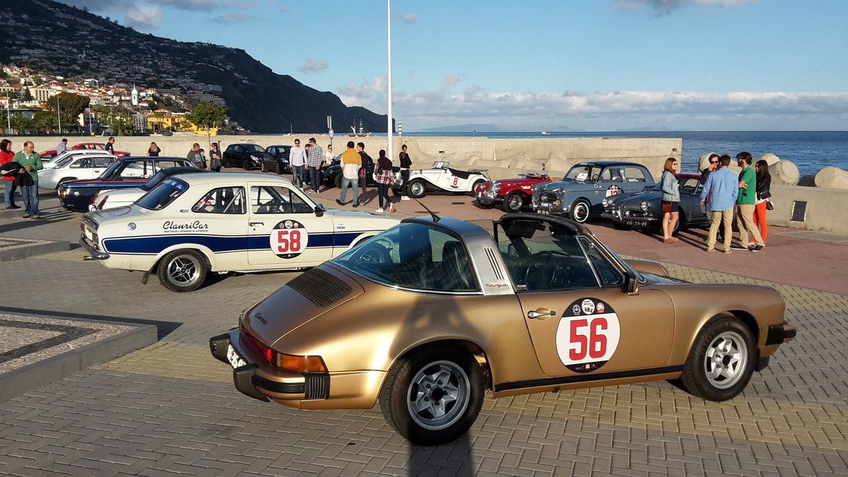 NicolasAtlan's tweet photo. Not the worst spot for a rallye! #MadeiraIsland #oldcars https://t.co/OhM7hX610L