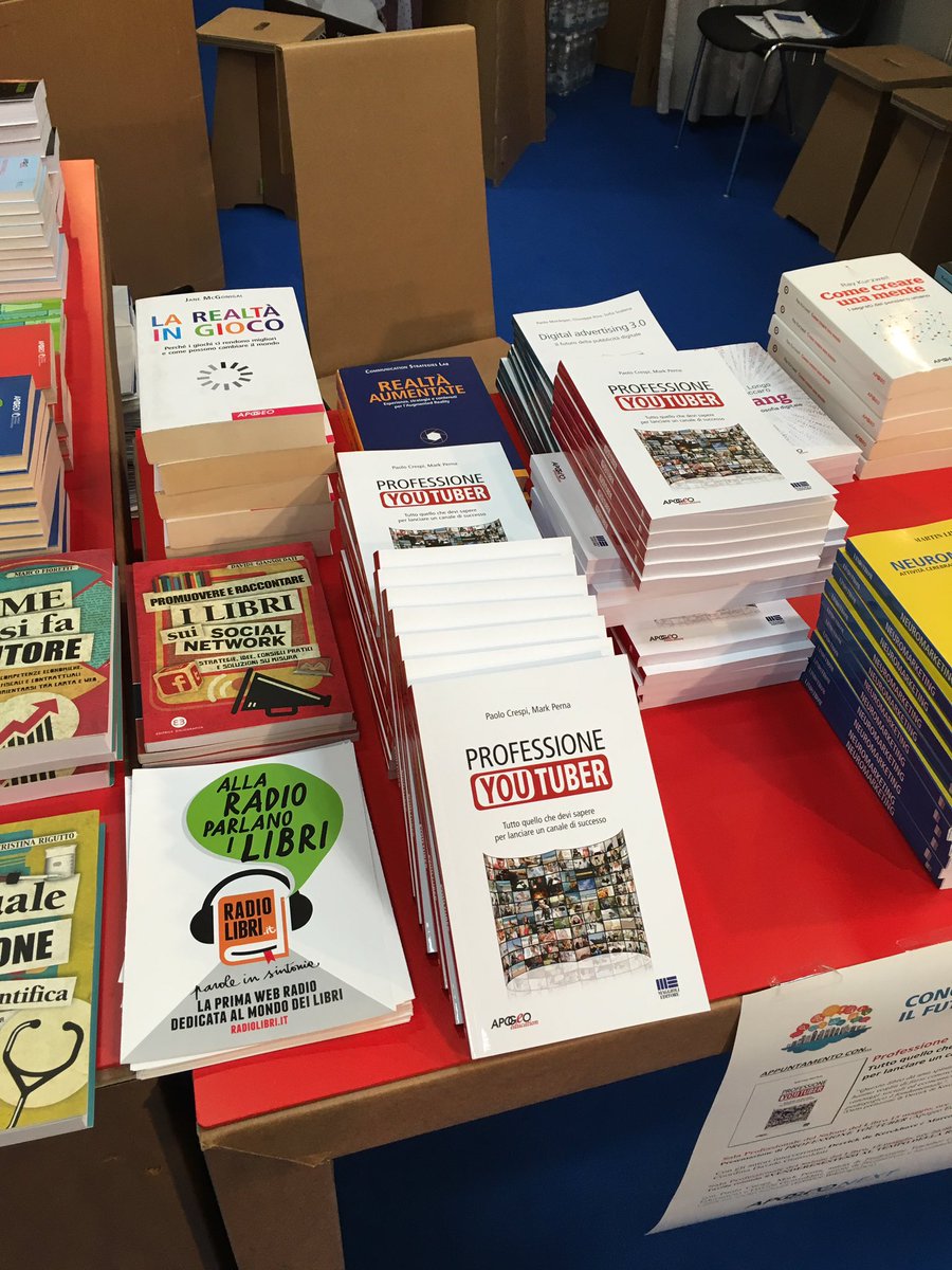 davidegs's tweet photo. A #SalTo16 tutto pronto per incontri #social #professioneyoutuber #editoria https://t.co/Se5AJPeV6l