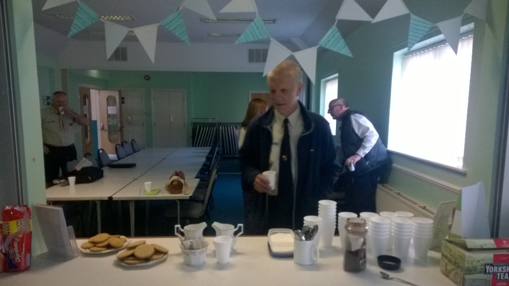 JamboCath's tweet photo. Left in charge of the tea & coffee at the County meeting
#NoIris? #milk? #hibbnob? https://t.co/V12rkOgZTF