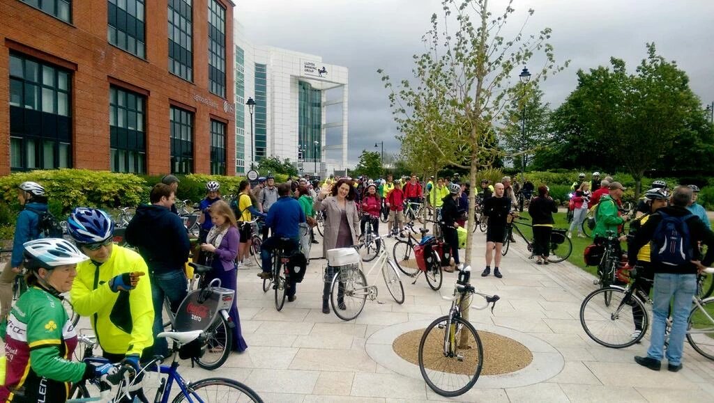 nigreenways's tweet photo. Hundreds will cycle our city streets at Ride on Belfast 4 - will YOU be there? :) #ROB4 https://t.co/ncmm1fFUwn https://t.co/WFGQ078VE1