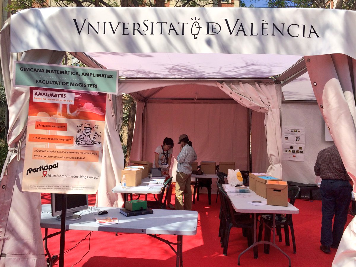 pascualdiago's tweet photo. Comencem a la gimkana matemática #amplimatesUV a la #PrimaveraEducativa #EstemUV amb @IreneFerrando1 https://t.co/cNgiv6WuJE
