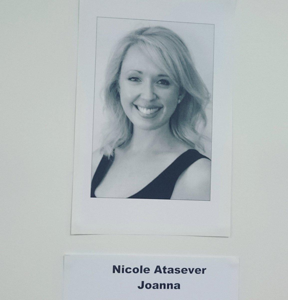 NicoleAtas's tweet photo. I'm an actress a real actress #acting #movies #theatre #Torquay #torquaytheatretroupe #allthingsconsidered #fun https://t.co/iY4A31dPa9