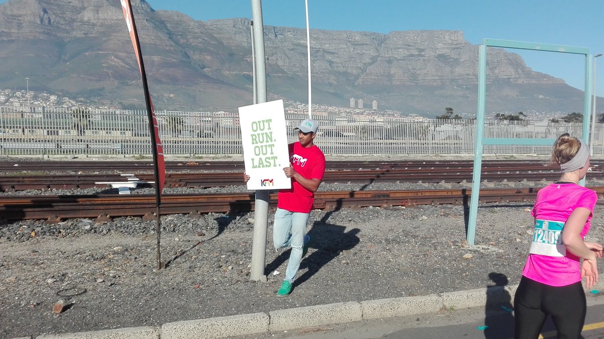devinjvr's tweet image. @CTown12 @CocaCola_ZA @Die_Burger Thanks for all the support! Was Amazing #ct12run #onerun #FNBCT12 @FNBSA