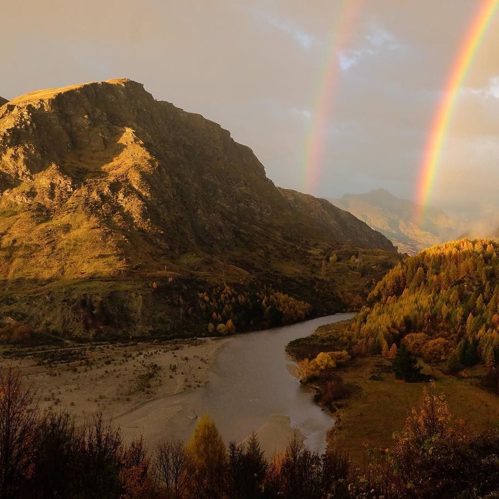 camfowler's tweet image. Looking forward to the next visit to Queenstown. Wishing there was a Fergbaker in Wellingt… ift.tt/1TPdo2k